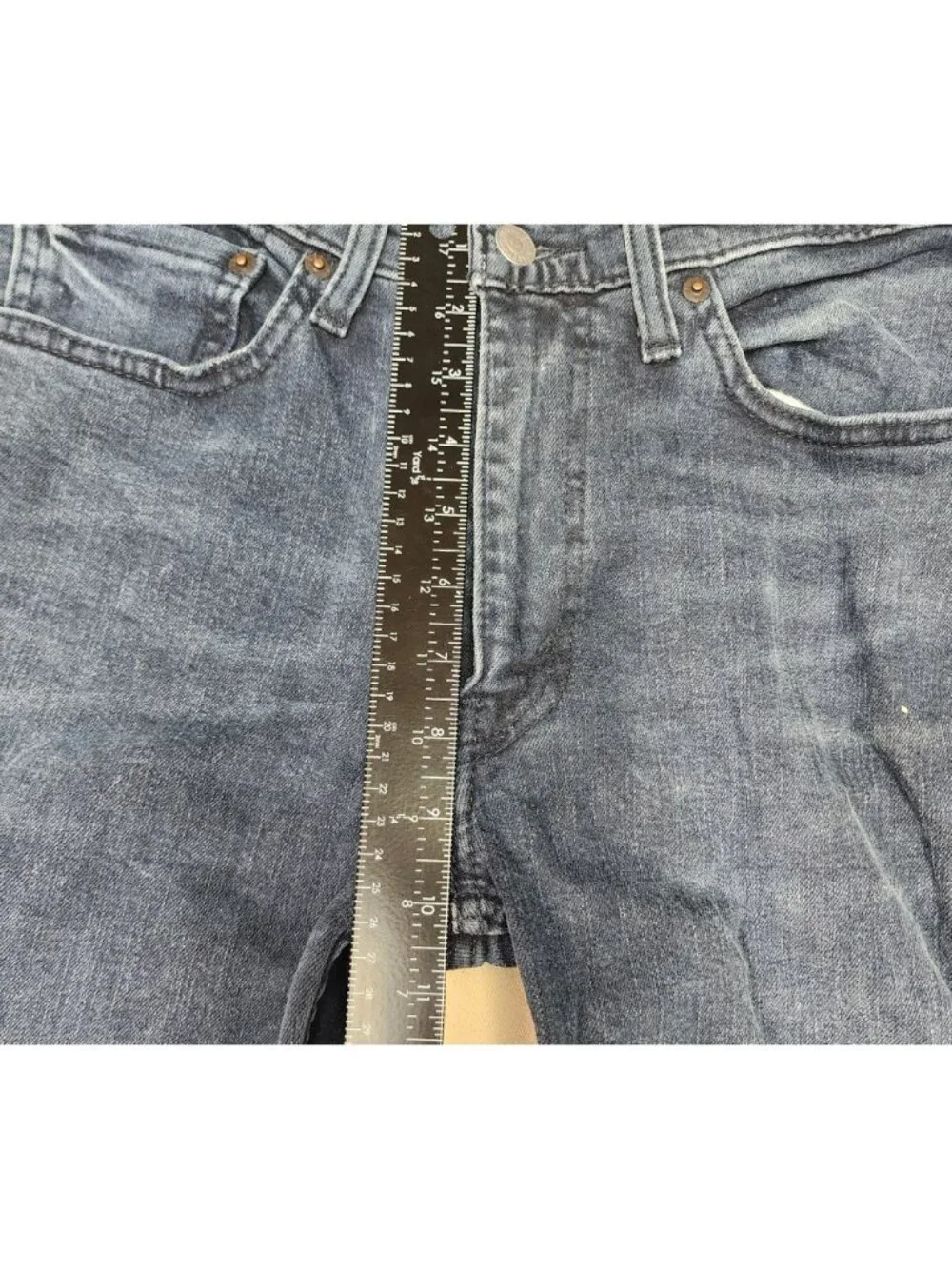 Levi's 514 Men's Mid Rise Straight Leg Dark Wash Blue Jeans Sz M 32/32